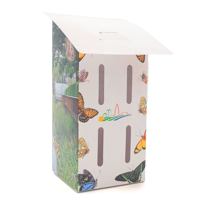 Sommerfuglehus af karton